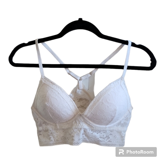 Victoria Secret Lace Wireless Lined Racerback Bralette Set Of 2 Black/White Sz M - Picture 2 of 16